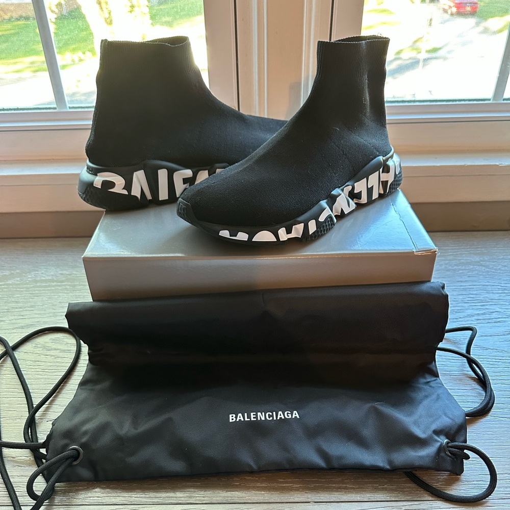 Balenciaga speed trainers in great used condition.